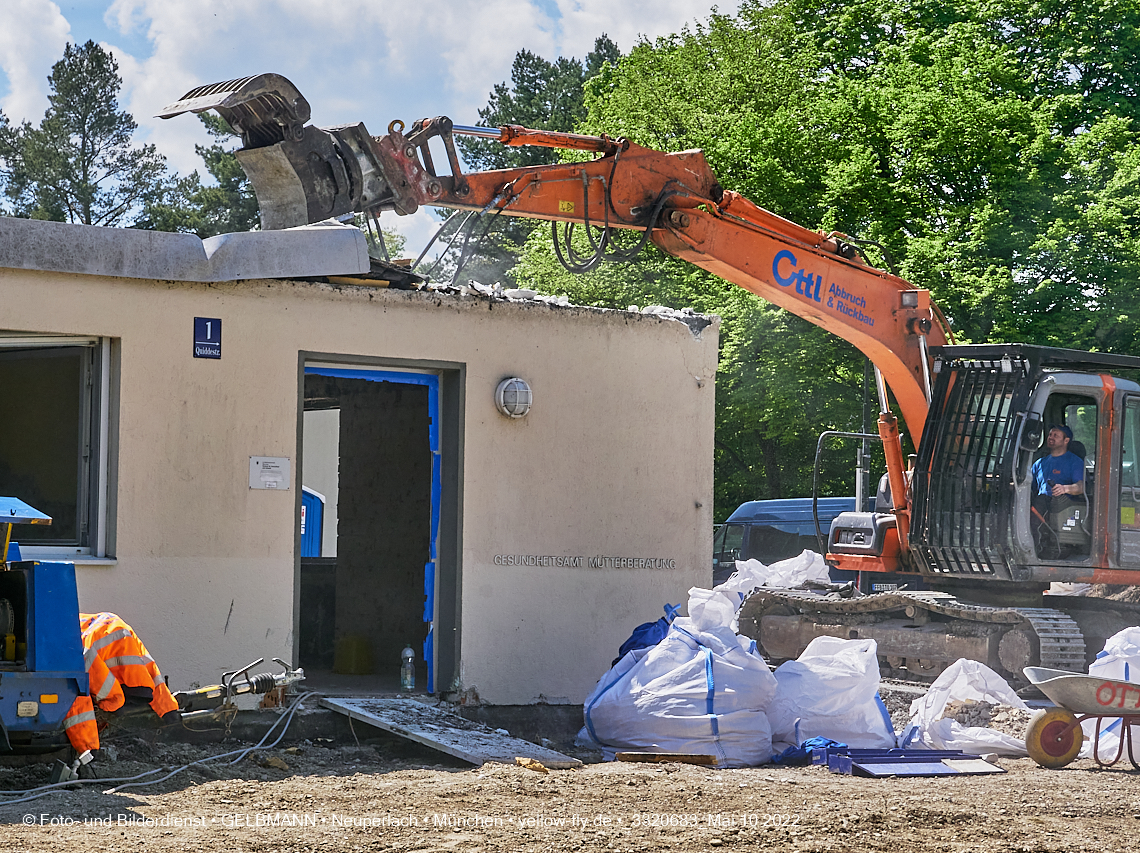 10.05.2022 - Baustelle am Haus für Kinder in Neuperlach